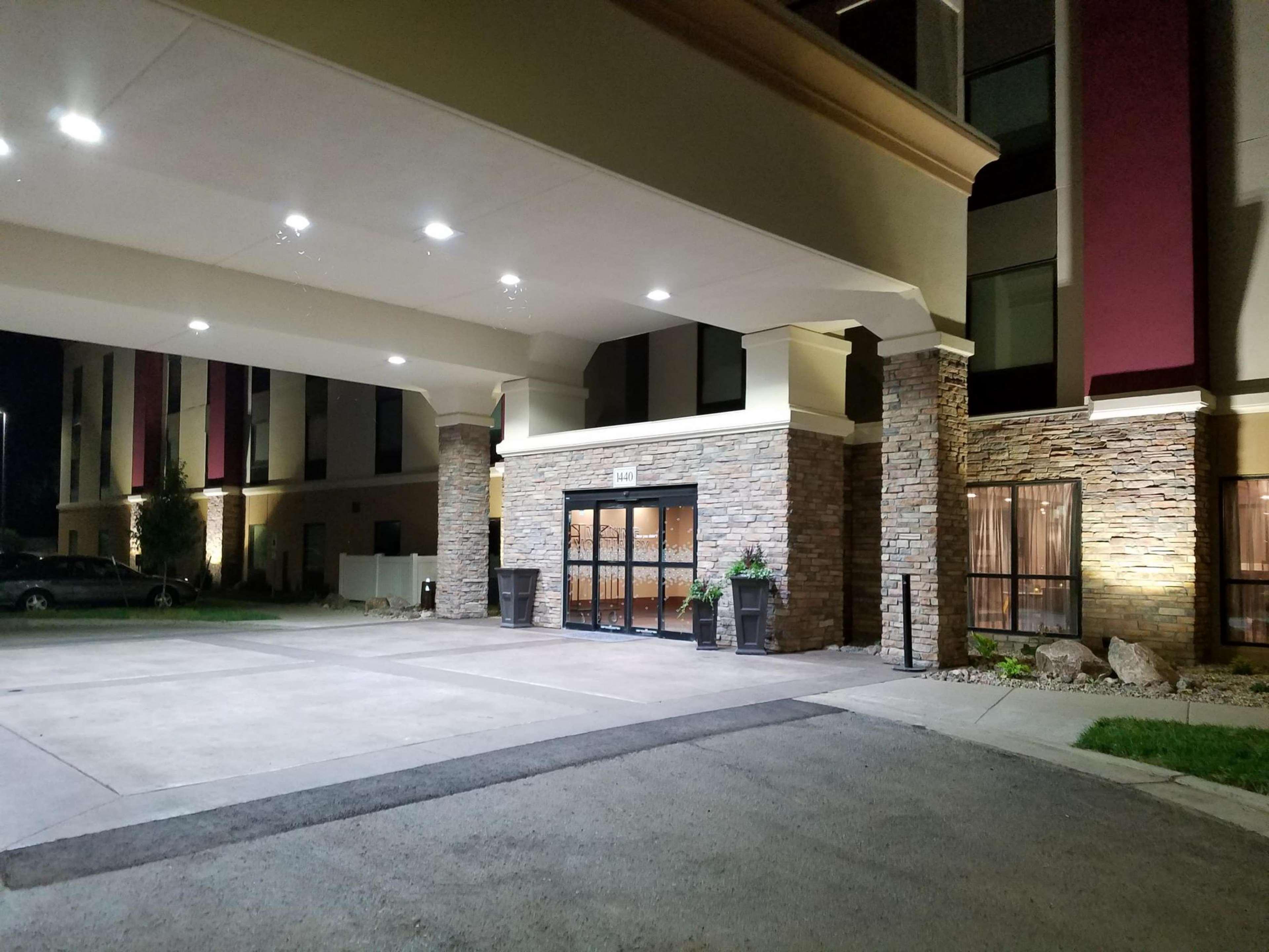 Hampton Inn Bismarck Buitenkant foto