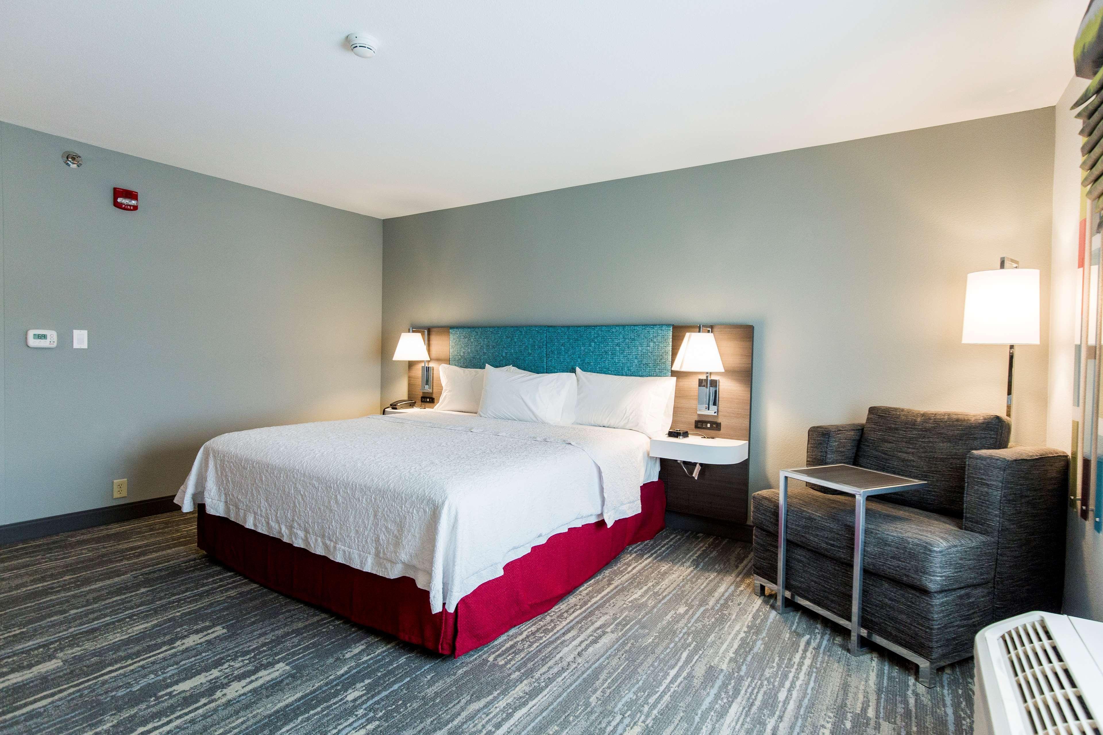 Hampton Inn Bismarck Buitenkant foto