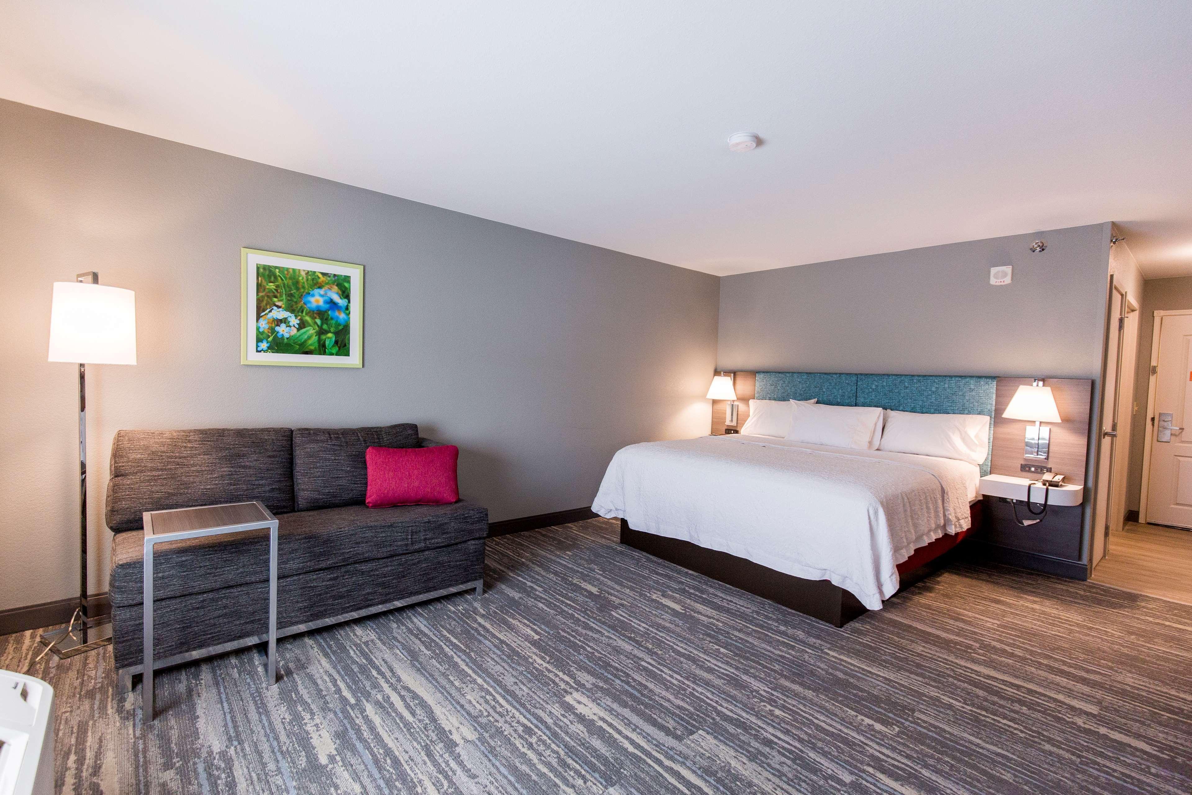 Hampton Inn Bismarck Buitenkant foto
