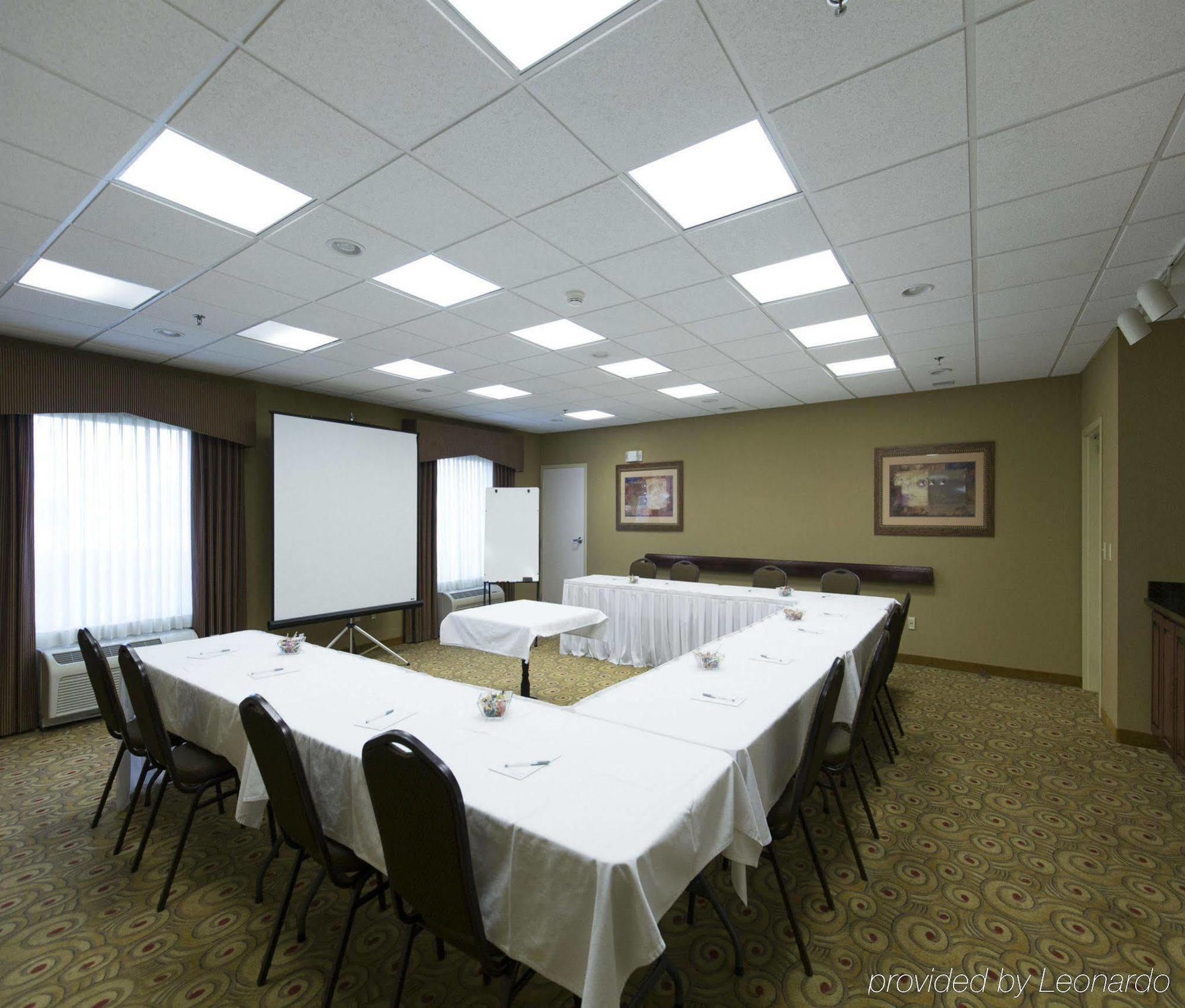 Hampton Inn Bismarck Buitenkant foto